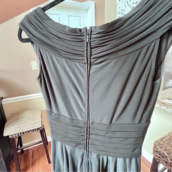 ⭐️ Adrianna Papell Women's Black Satiny Fit & Flare Pleated Cocktail Party Dress - Picture 12 of 12